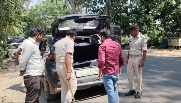 उत्पाद विभाग की कार्रवाई